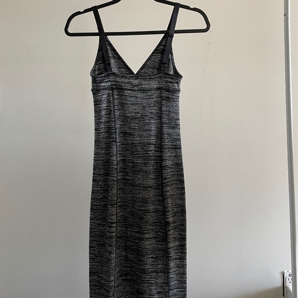 Wilfred Free Contour Midi Dress - Picture 2 of 3